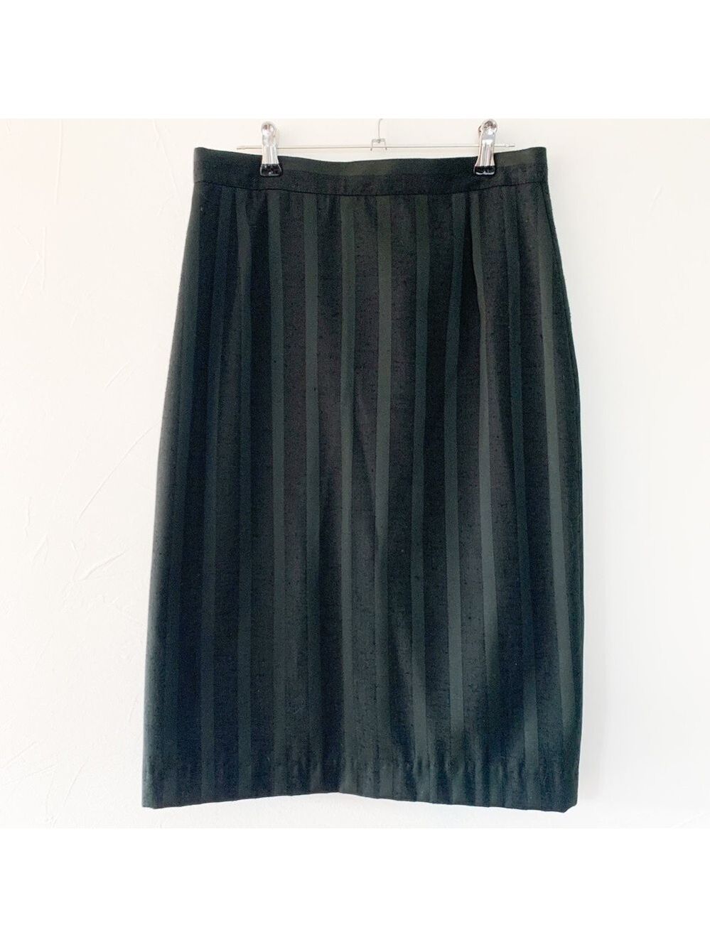 𝅺VINTAGE Black Pencil Skirt.